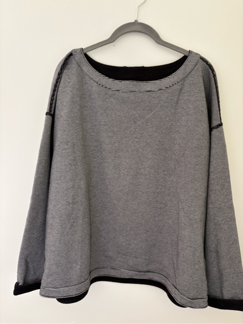 Eileen Fisher reversible black-and-white striped top size large - Picture 5 of 7
